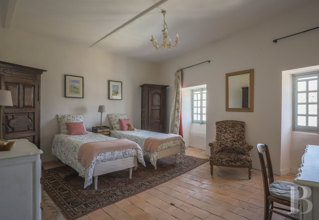A family home with a garden in the village of Alleins, between Cavaillon and Salon-de-Provence - photo  n°26